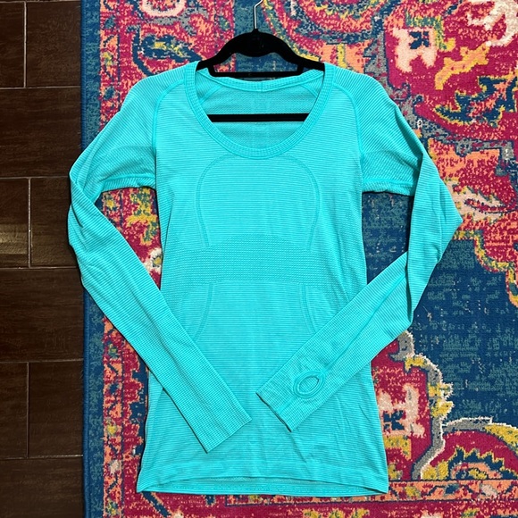 Lululemon size 6 Swiftly tech Turquoise Long Sleeve - Picture 1 of 8